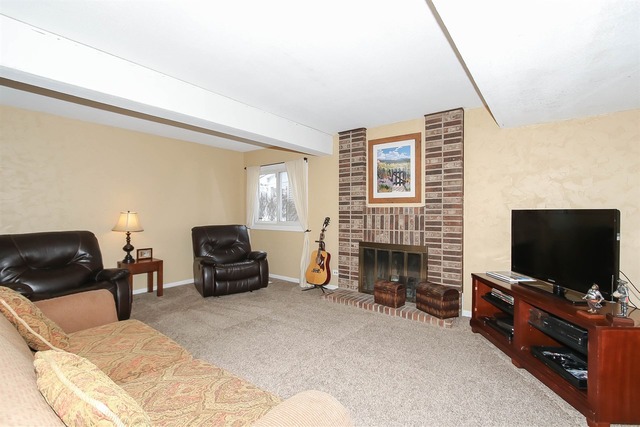 1120 Dresden Dr, Hoffman Estates, IL 60192 photo 6