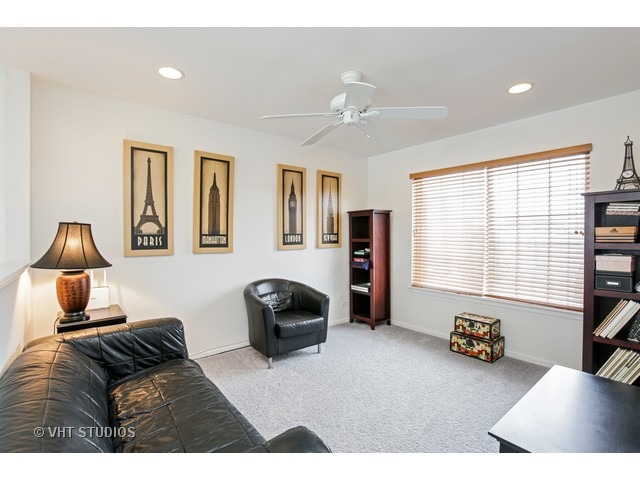 1382 Collins Dr, Cary, IL 60013 photo 11