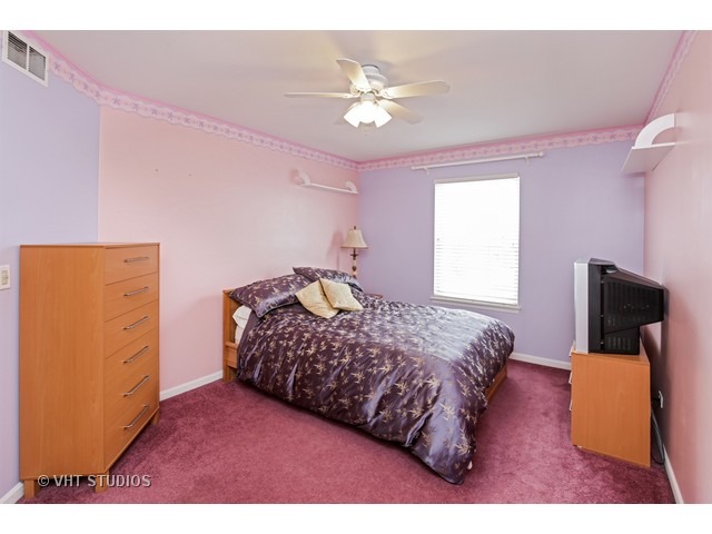 1382 Collins Dr, Cary, IL 60013 photo 12