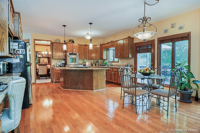 4260 White Eagle Dr, Naperville, IL 60564 photo 6
