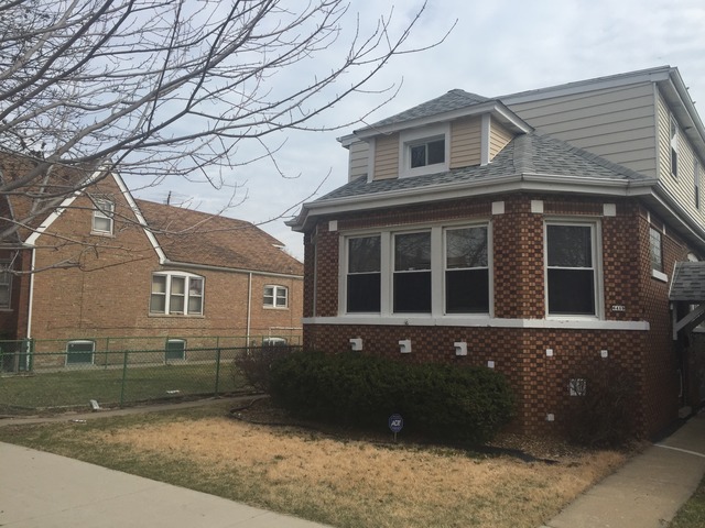 6419 S Kedvale Ave, Chicago, IL 60629 photo 2