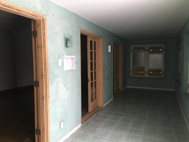 3065 E Cheltenham Pl, Chicago, IL 60649 photo 16