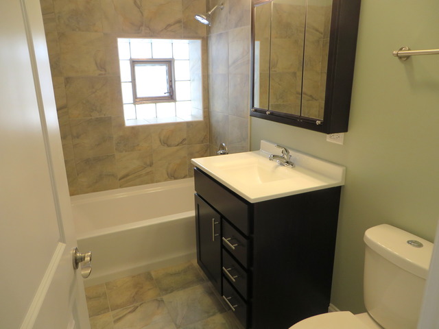 6440 28th Pl, Berwyn, IL 60402 photo 17