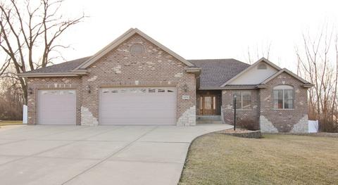 2476 Valley View Dr, Kankakee, IL 60901 photo 1
