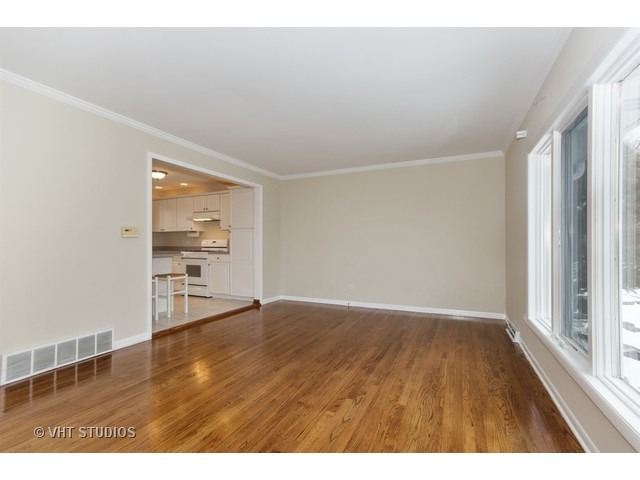 6520 Cedar Rd, Oak Forest, IL 60452 photo 4
