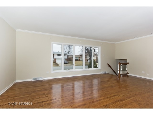 6520 Cedar Rd, Oak Forest, IL 60452 photo 3