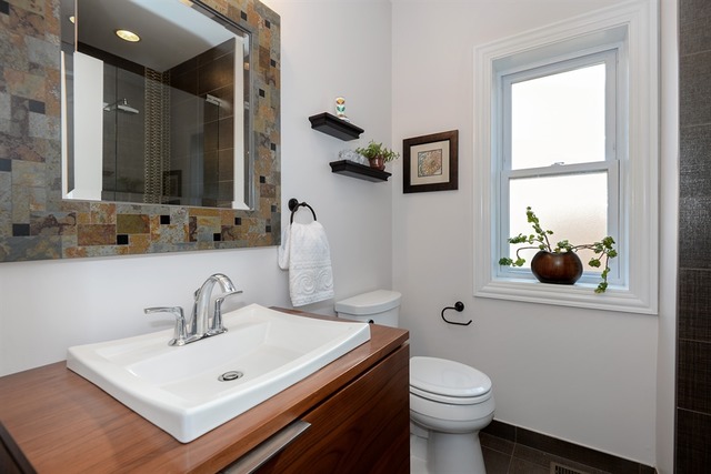6311 N Karlov Ave, Chicago, IL 60646 photo 16