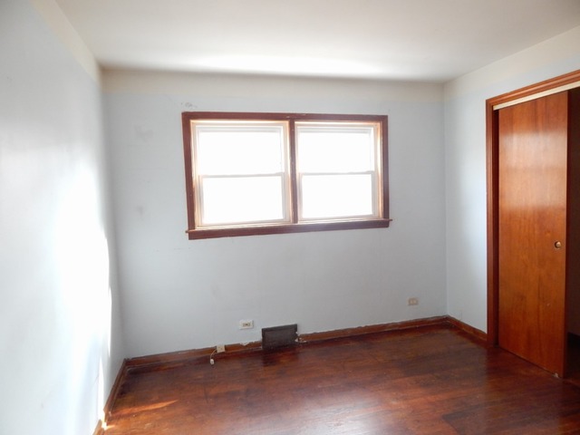 1735 E 93rd St, Chicago, IL 60617 photo 9