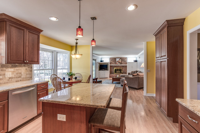 2 S449 White Birch Ln, Wheaton, IL 60189 photo 7