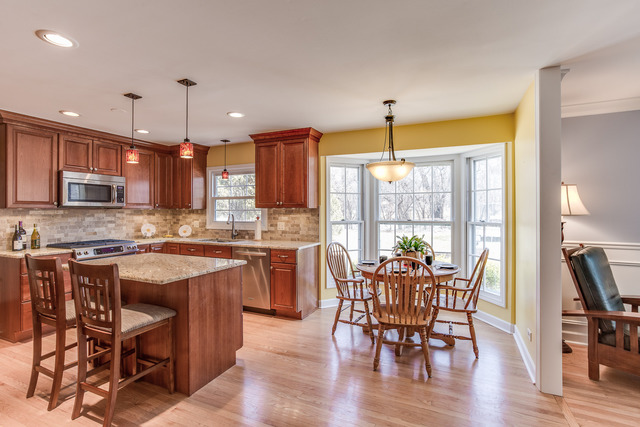 2 S449 White Birch Ln, Wheaton, IL 60189 photo 8