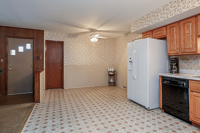 1707 E Seminole Ln, Mount Prospect, IL 60056 photo 11
