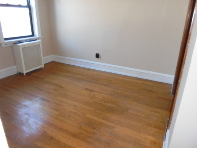 2203 E 67th St #1, Chicago, IL 60649 photo 8