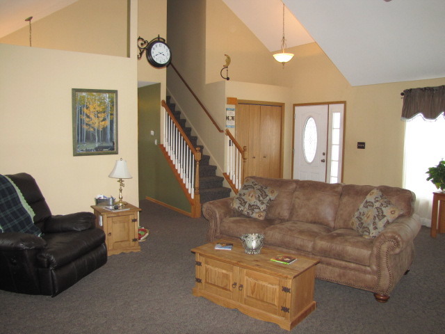 512 Chestnut Ln, Peotone, IL 60468 photo 3