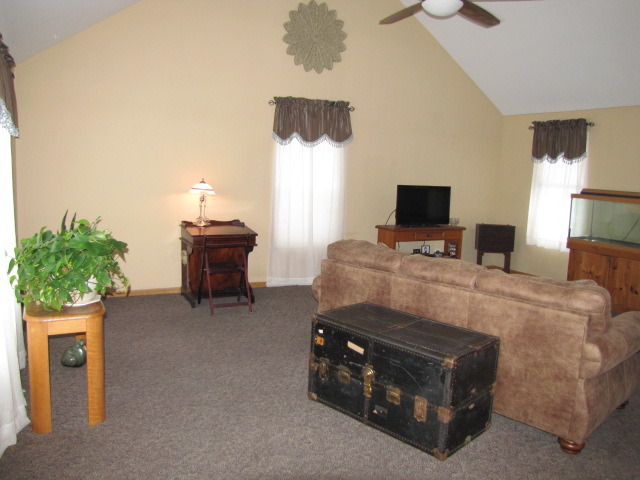 512 Chestnut Ln, Peotone, IL 60468 photo 7