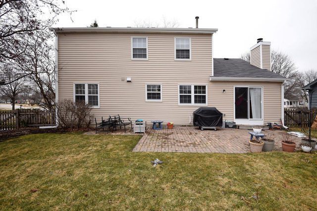 875 Blackhawk Dr, Elgin, IL 60120 photo 18