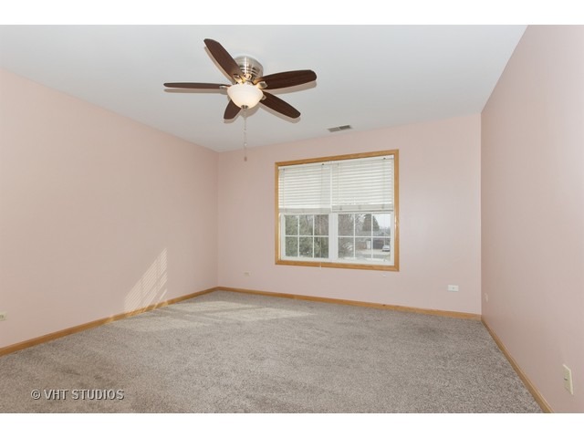 4302 Glenlo Dr, Plainfield, IL 60586 photo 7