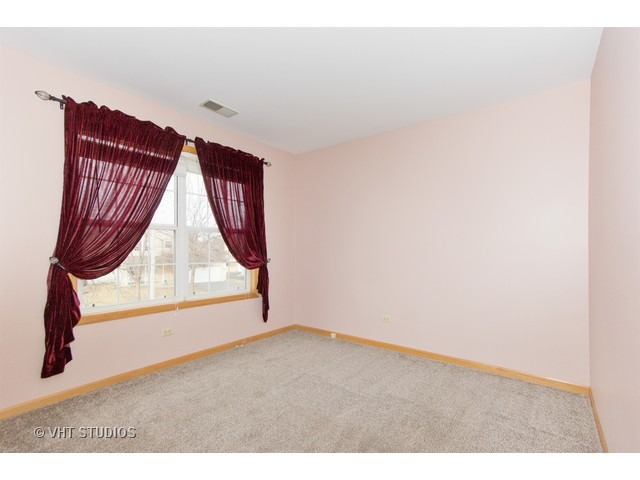 4302 Glenlo Dr, Plainfield, IL 60586 photo 9