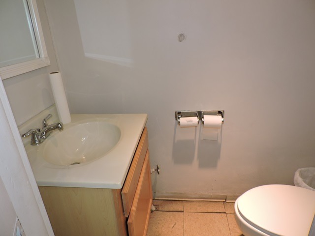 11026 S Halsted St, Chicago, IL 60628 photo 7