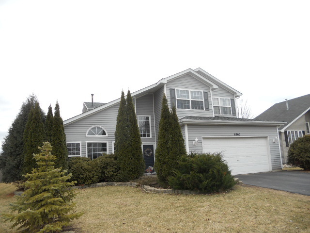 6800 Desert Dr, Plainfield, IL 60586 photo 1