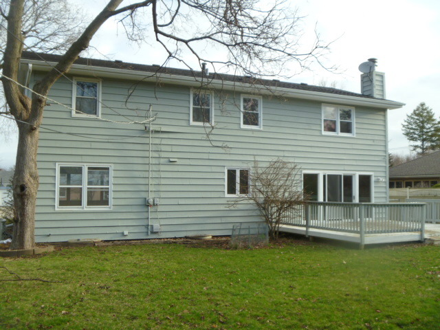 1421 Maple Ln, Elgin, IL 60123 photo 19