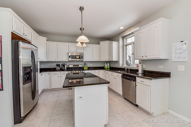 1925 Clementi Ct, Aurora, IL 60503 photo 10