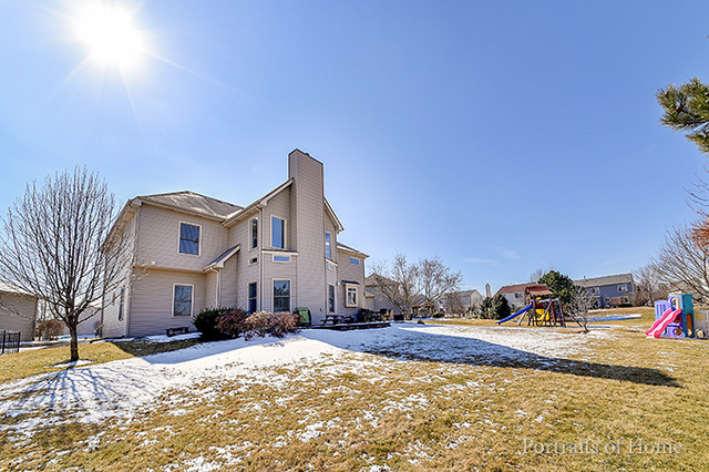 1925 Clementi Ct, Aurora, IL 60503 photo 2
