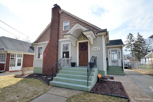447 Oak St, Elgin, IL 60123 photo 1