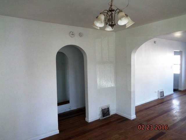 1908 E Washington St, Joliet, IL 60433 photo 7