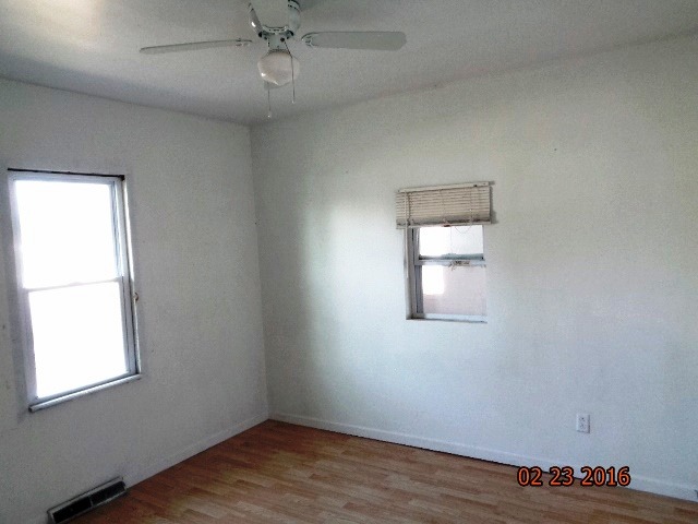 1908 E Washington St, Joliet, IL 60433 photo 8