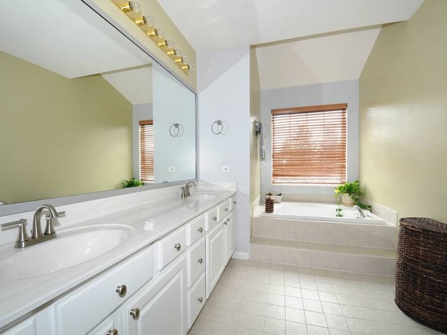 2643 Noggle Ct, Aurora, IL 60503 photo 13