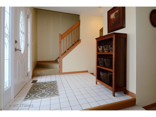 1650 Mcdowell Ave, Aurora, IL 60504 photo 2