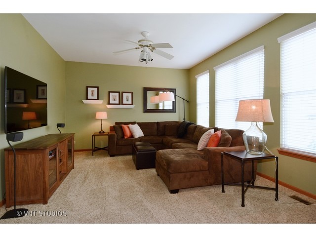 1650 Mcdowell Ave, Aurora, IL 60504 photo 8