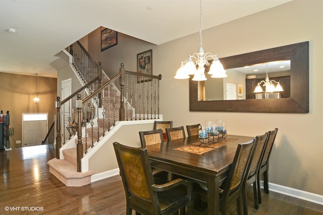 909 E Hamlin Ln, Arlington Heights, IL 60004 photo 6