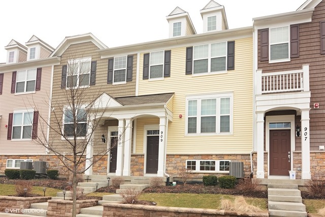 909 E Hamlin Ln, Arlington Heights, IL 60004 photo 1