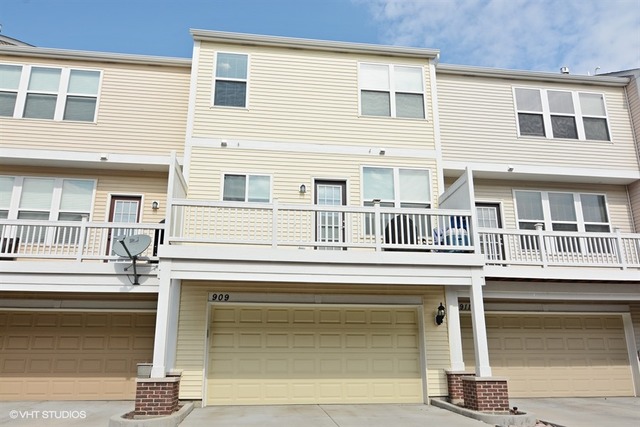 909 E Hamlin Ln, Arlington Heights, IL 60004 photo 15