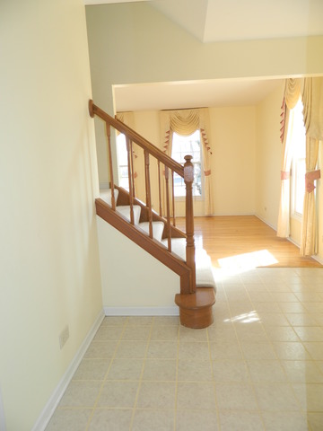 4330 Lombardy Ln, Hoffman Estates, IL 60192 photo 3