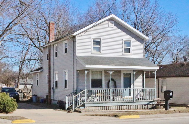184 N Main St, Seneca, IL 61360 photo 1