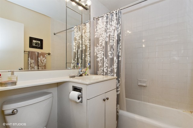 33 E Cedar St #9A, Chicago, IL 60611 photo 10