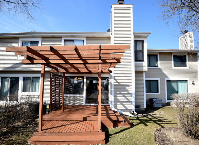 1908 Georgetown Ln, Hoffman Estates, IL 60169 photo 17