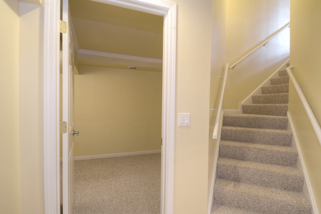 605 Denoyer Trl, Wheeling, IL 60090 photo 24