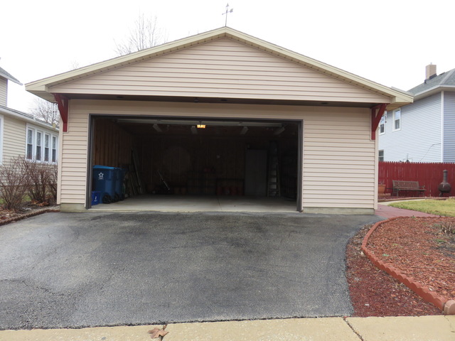 599 North Ave, Aurora, IL 60505 photo 20