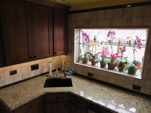 599 North Ave, Aurora, IL 60505 photo 8