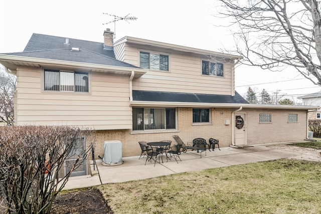 901 E Council Trl, Mount Prospect, IL 60056 photo 24