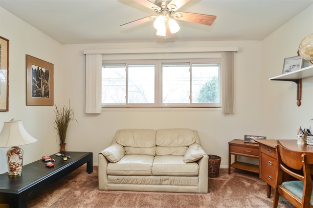 901 E Council Trl, Mount Prospect, IL 60056 photo 14