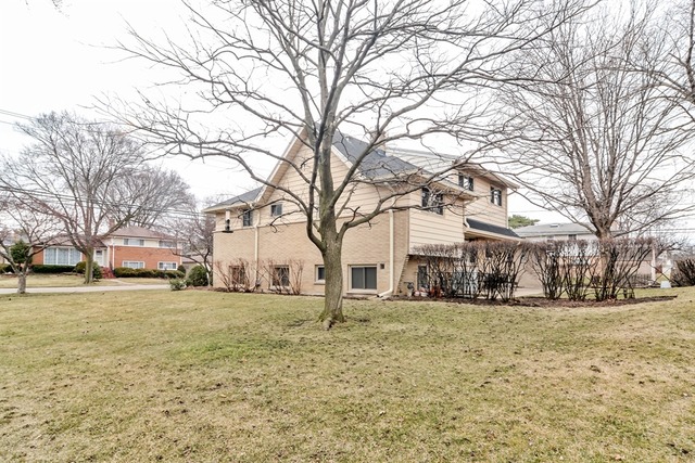 901 E Council Trl, Mount Prospect, IL 60056 photo 23