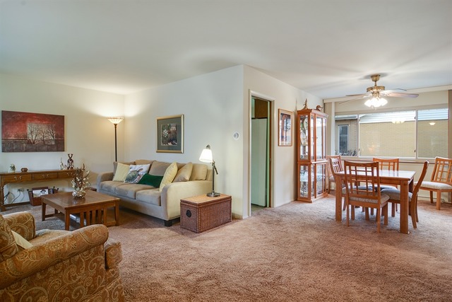 901 E Council Trl, Mount Prospect, IL 60056 photo 4