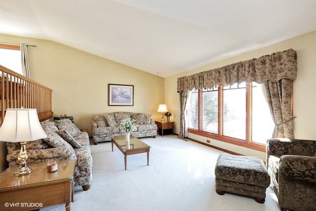 526 E Juniper Dr, Palatine, IL 60074 photo 5