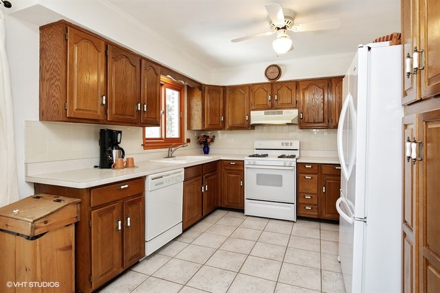 526 E Juniper Dr, Palatine, IL 60074 photo 7