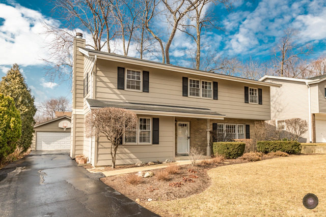 308 Clinton Ct, Wheaton, IL 60187 photo 1