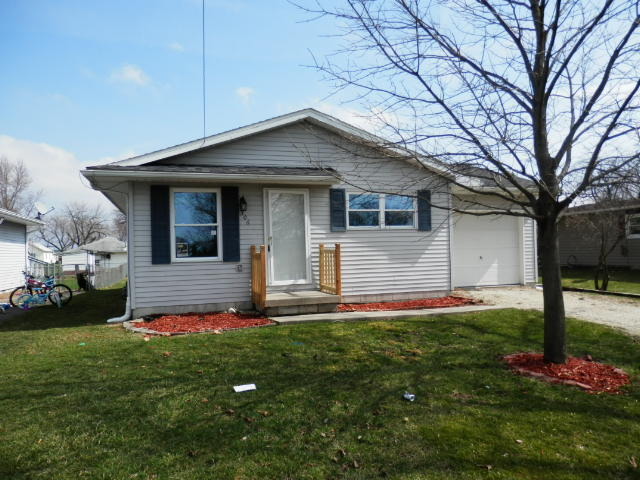 306 N Pine St, Gardner, IL 60424 photo 1